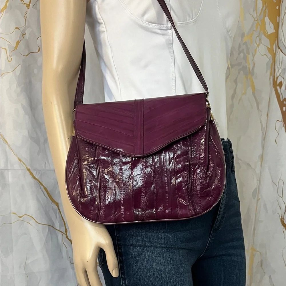 *âVINTAGE Genuine EEL skin LEATHER 80s shoulder bag Made in Korea